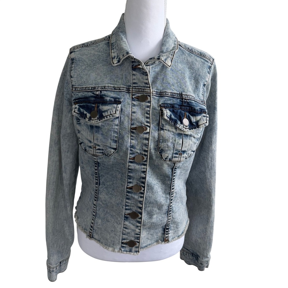 KUT from the Kloth Light Acid Wash Raw Hem Denim Trucker Jacket Medium Blue - M